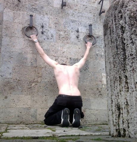 Whipping position in Il Campo piazza – Sienna –Italy