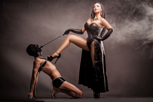 Goddess Ezada Sinn leather female supremacy femdom